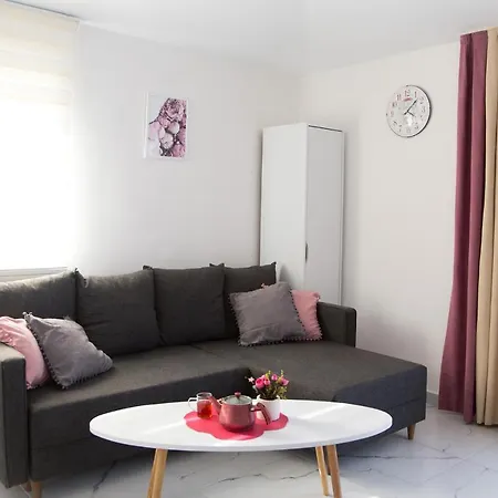 Art Life * ألانيا